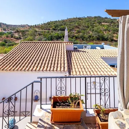 Casa Catarina Peaceful Сasa de vacaciones Santa Catarina da Fonte do Bispo
